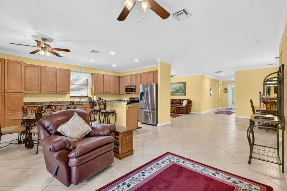 6311 Astor Place Vero Beach, FL 32966