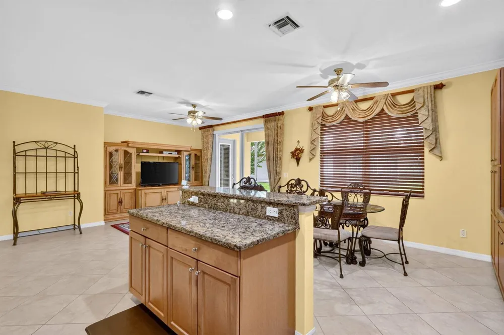 6311 Astor Place Vero Beach, FL 32966