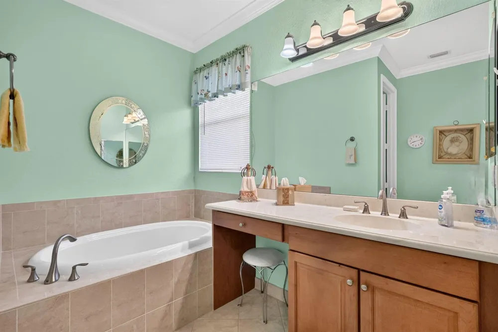 6311 Astor Place Vero Beach, FL 32966
