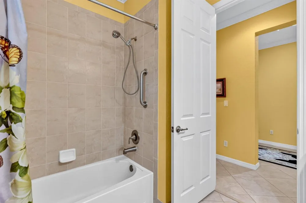 6311 Astor Place Vero Beach, FL 32966