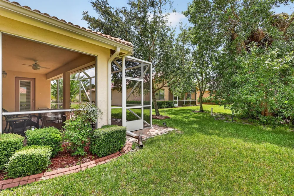 6311 Astor Place Vero Beach, FL 32966