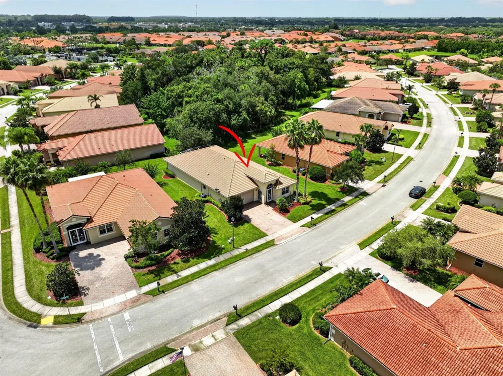 6311 Astor Place Vero Beach, FL 32966