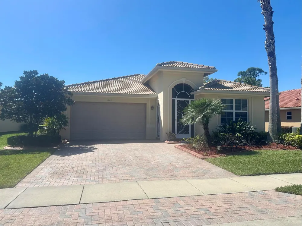 6311 Astor Place Vero Beach, FL 32966