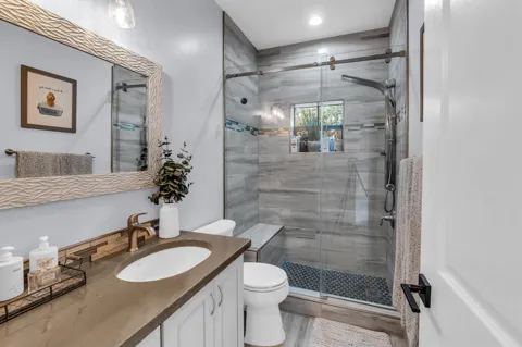 4400 Hidden Harbour Terrace