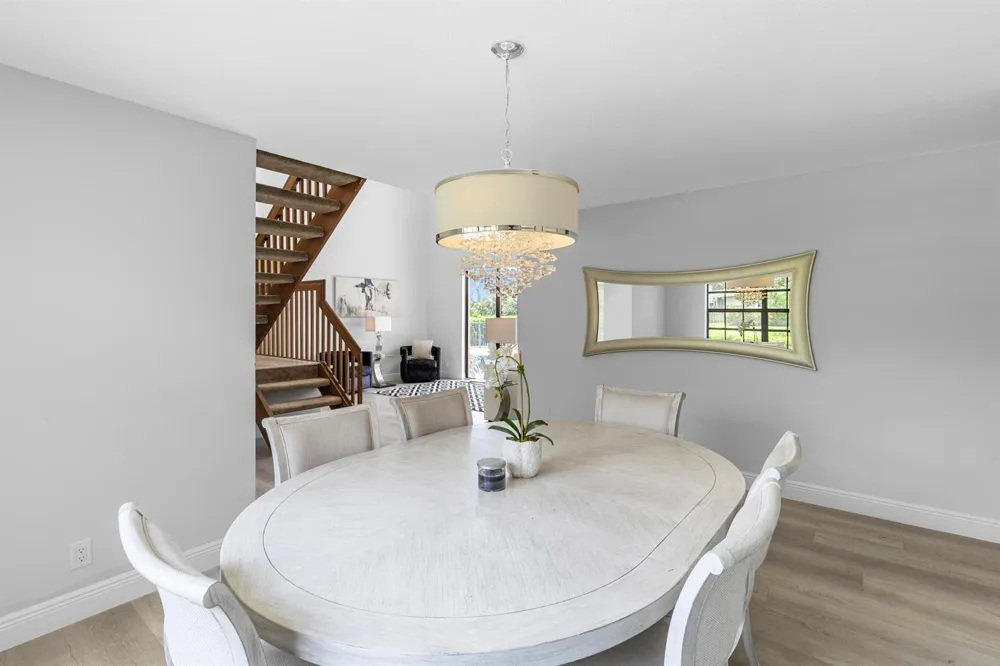 12715 Kingsway Road Wellington, FL 33414