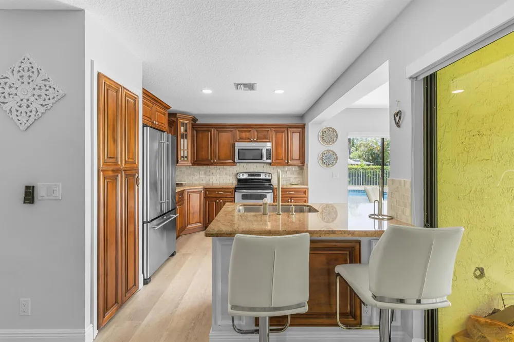 12715 Kingsway Road Wellington, FL 33414