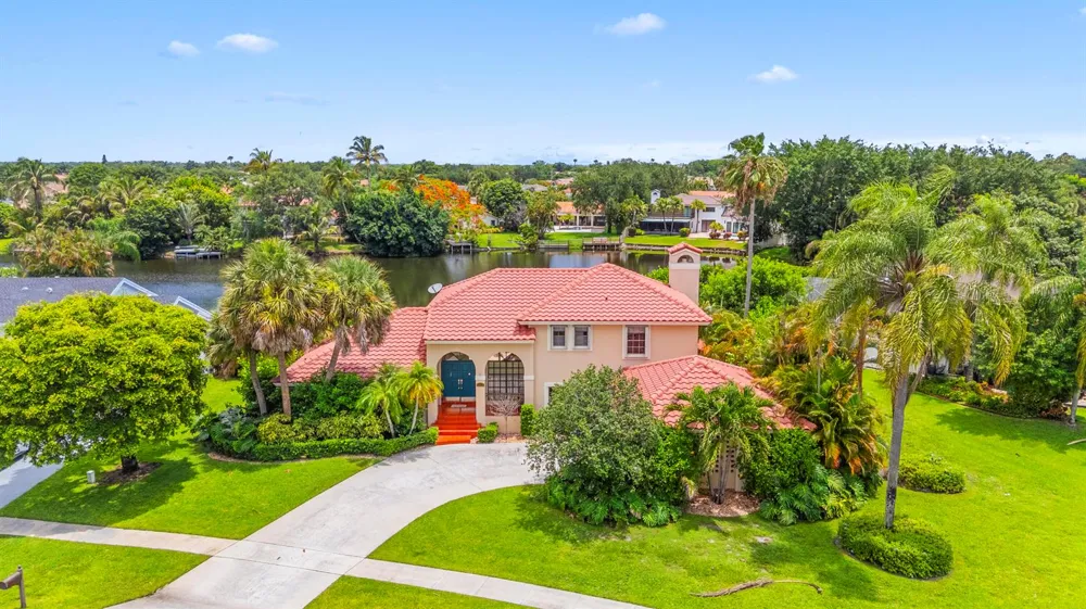 12715 Kingsway Road Wellington, FL 33414