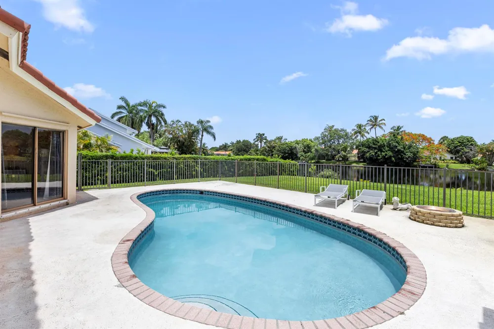 12715 Kingsway Road Wellington, FL 33414