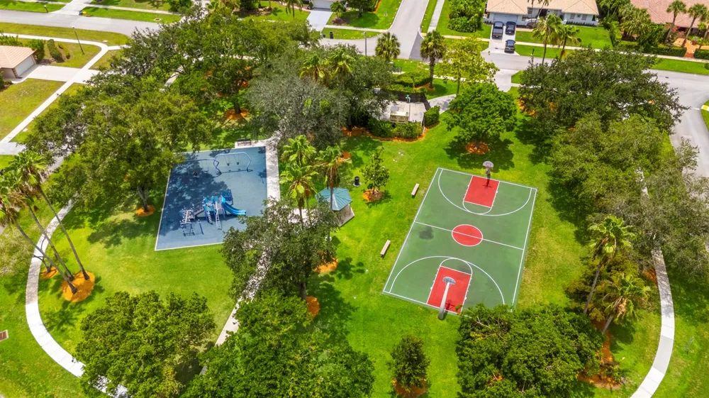 12715 Kingsway Road Wellington, FL 33414