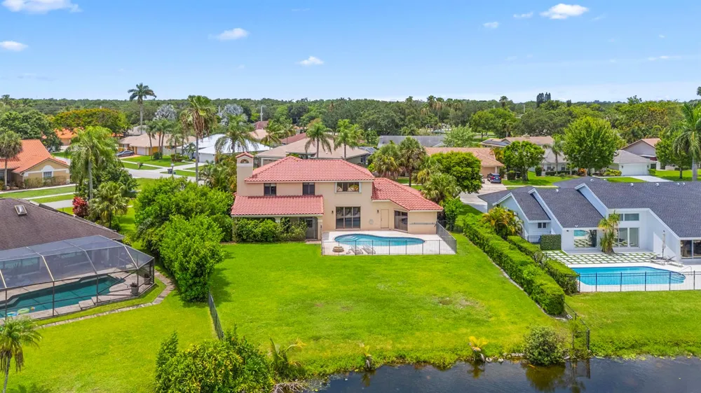12715 Kingsway Road Wellington, FL 33414