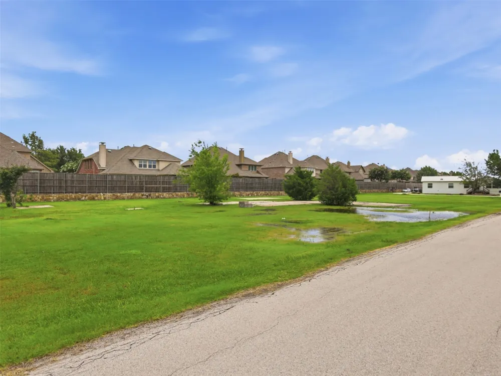 7565 Lake Trails Drive Frisco, TX 75036