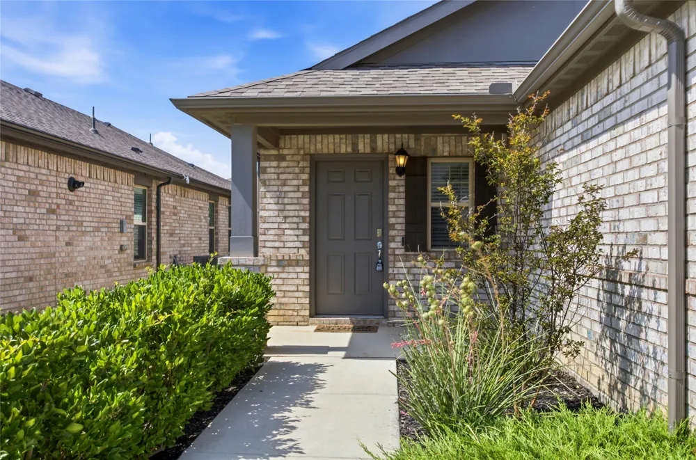 14009 Danesdale Drive Pilot Point, TX 76258