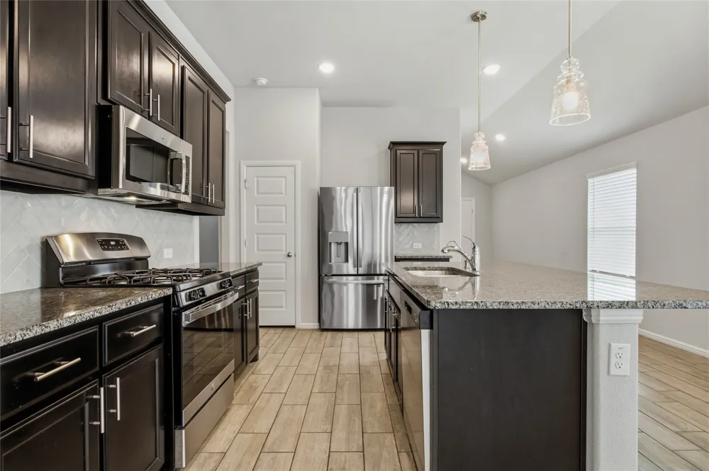 14009 Danesdale Drive Pilot Point, TX 76258