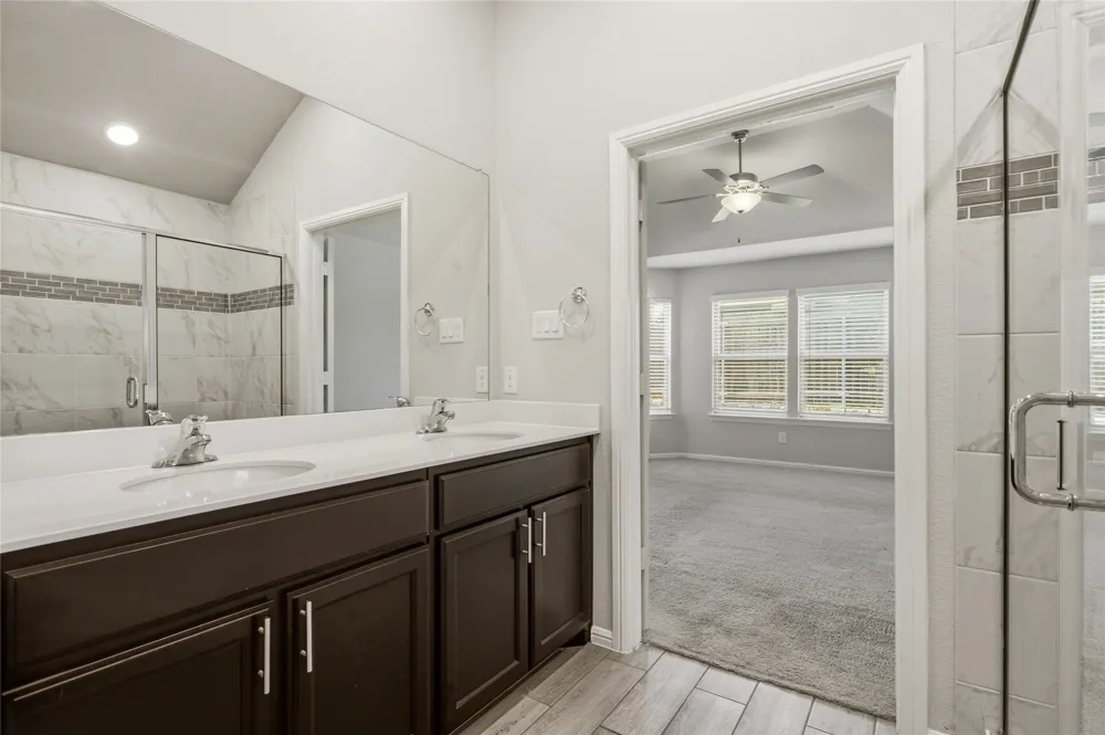 14009 Danesdale Drive Pilot Point, TX 76258
