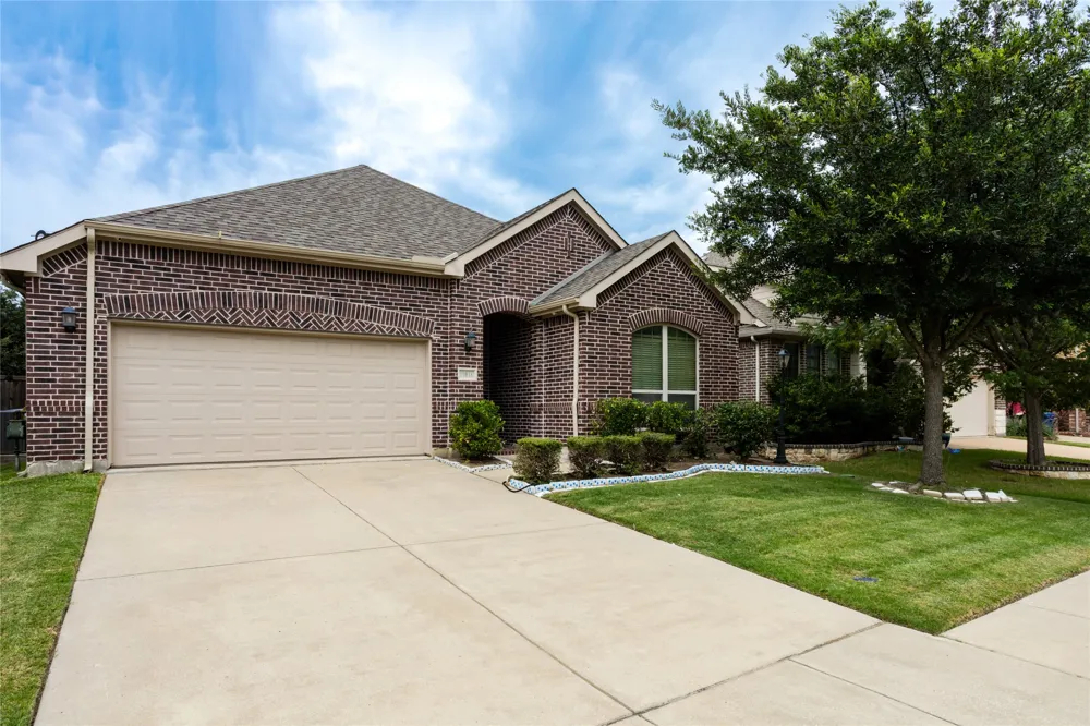 14009 Danesdale Drive Pilot Point, TX 76258