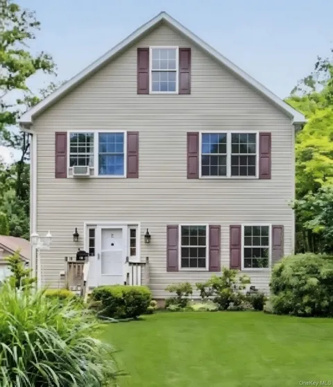 12 Lake Drive
