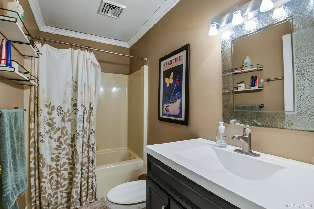 45 Willow Lake Drive Holmes, NY 12531