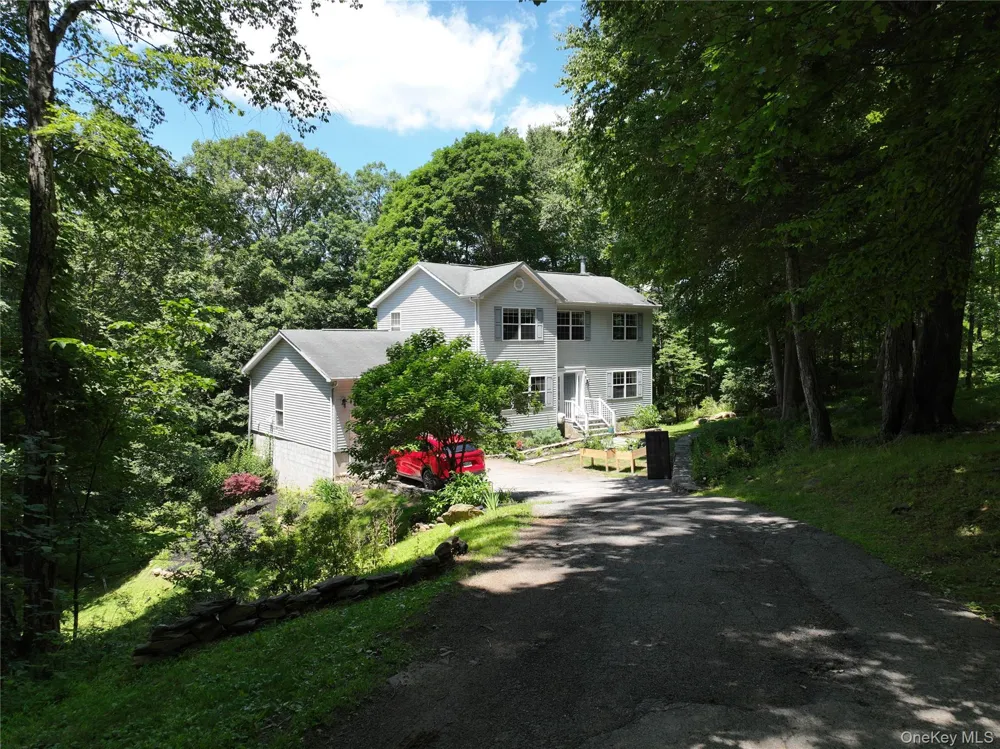 45 Willow Lake Drive Holmes, NY 12531