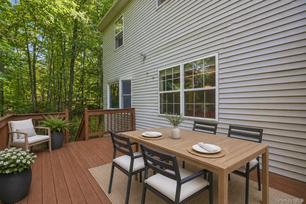 45 Willow Lake Drive Holmes, NY 12531
