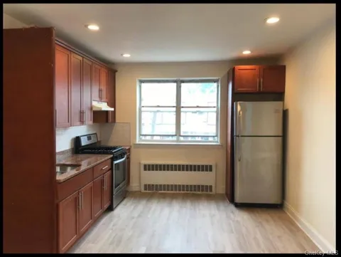 382 Rockaway Parkway #2F