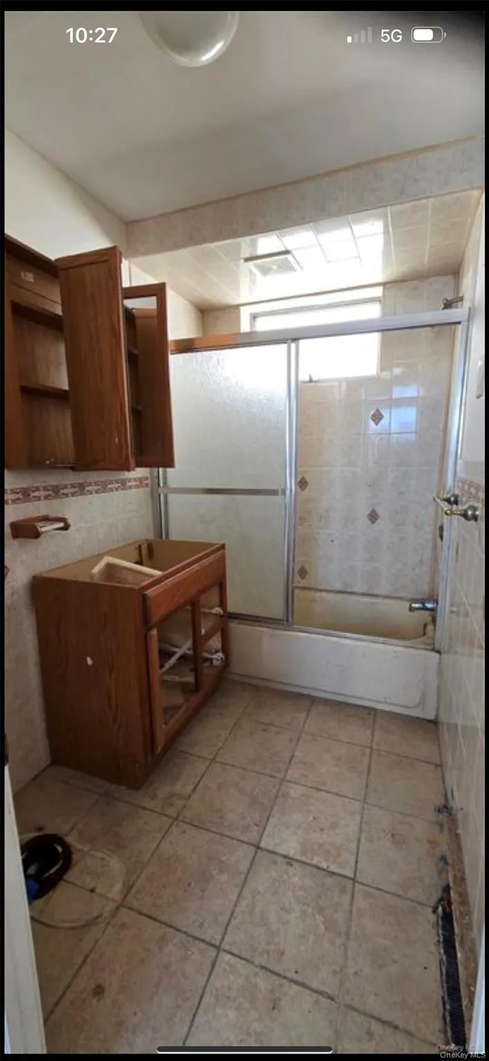 9960 164th Road Howard Beach, NY 11414