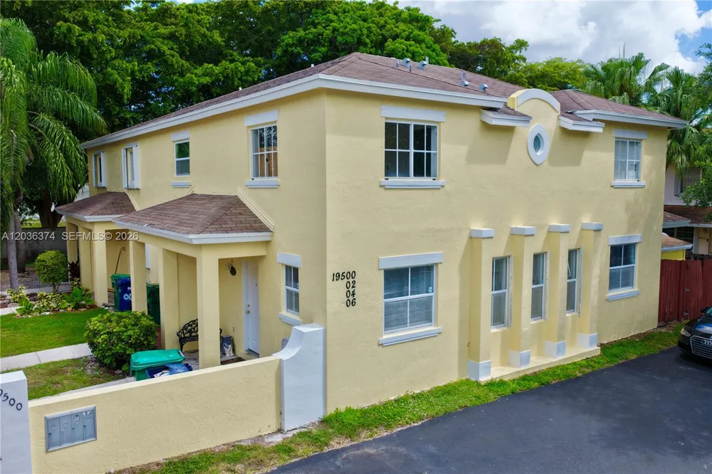 19500 SW 103rd Ct #1-9 Cutler Bay, FL 33157