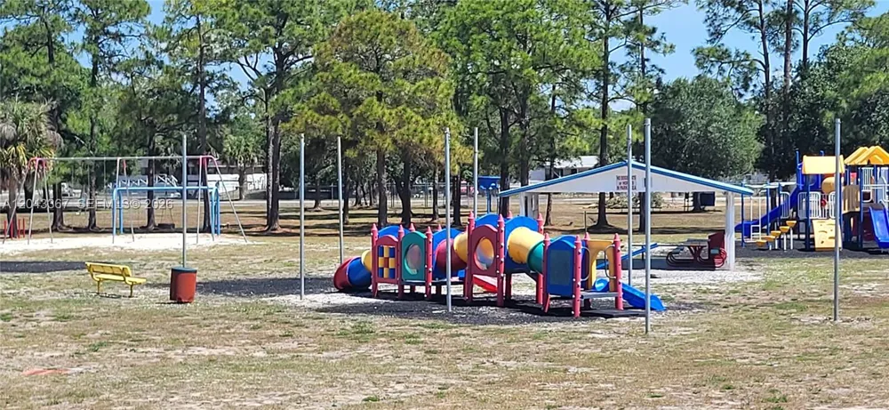 133 Hunting Club Ave Clewiston, FL 33440