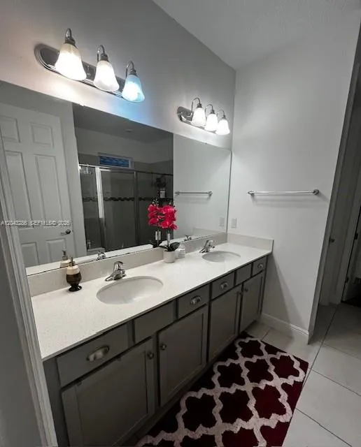 3855 Carrick Bend Dr Kissimmee, FL 34746