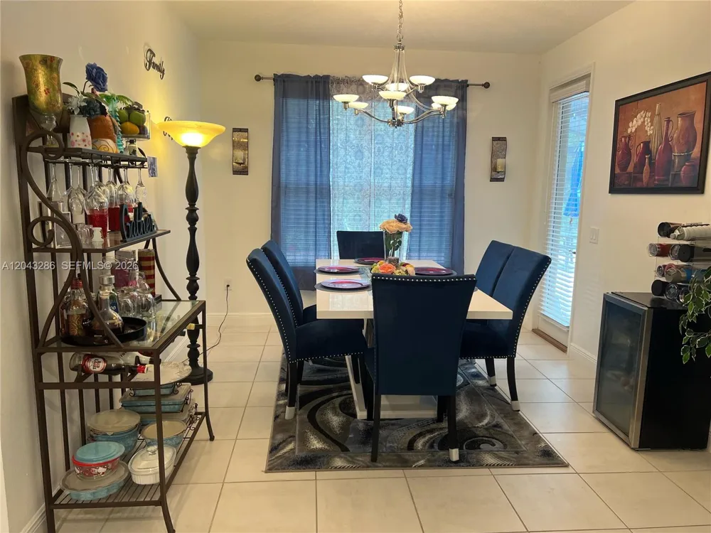 3855 Carrick Bend Dr Kissimmee, FL 34746