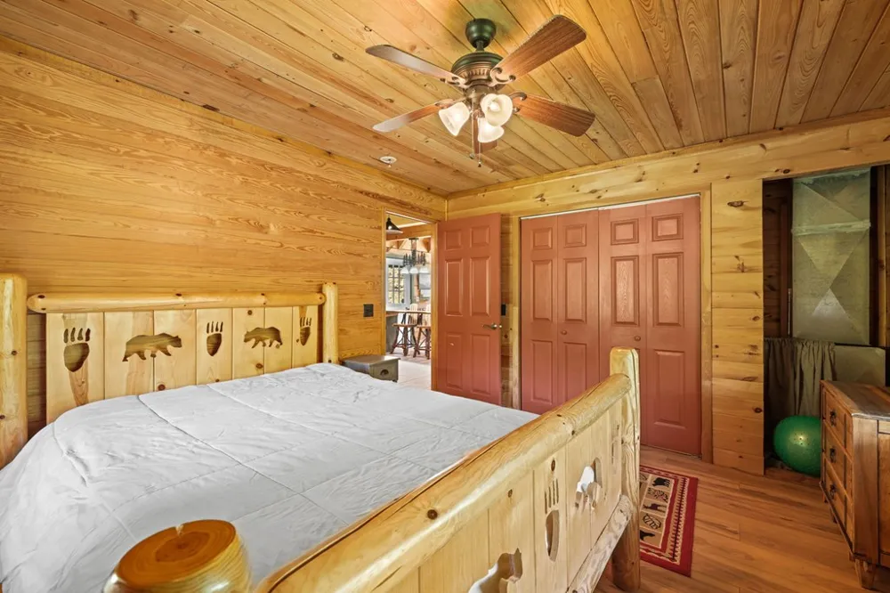 Round Hill Road Bryson City, NC 28713