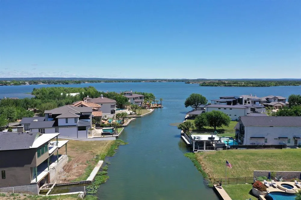 29034 Wennmohs Place Horseshoe Bay, TX 78657