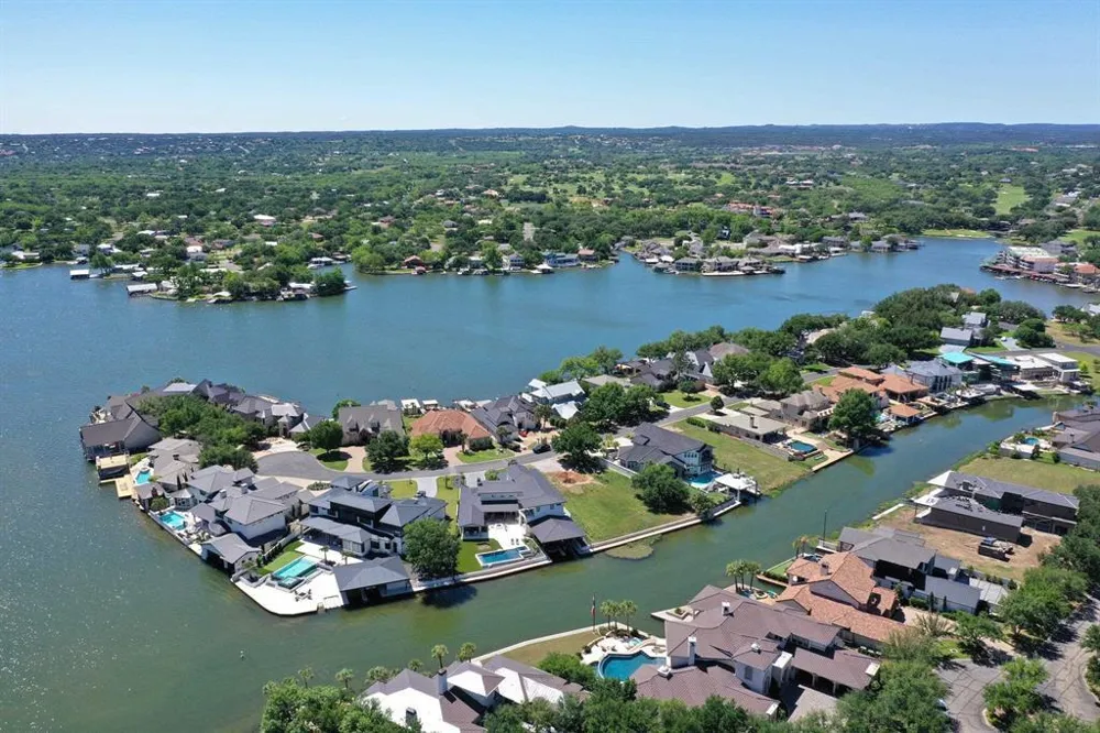 29034 Wennmohs Place Horseshoe Bay, TX 78657