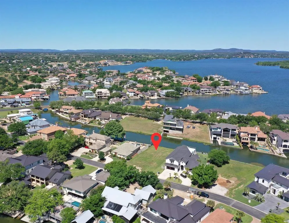 29034 Wennmohs Place Horseshoe Bay, TX 78657