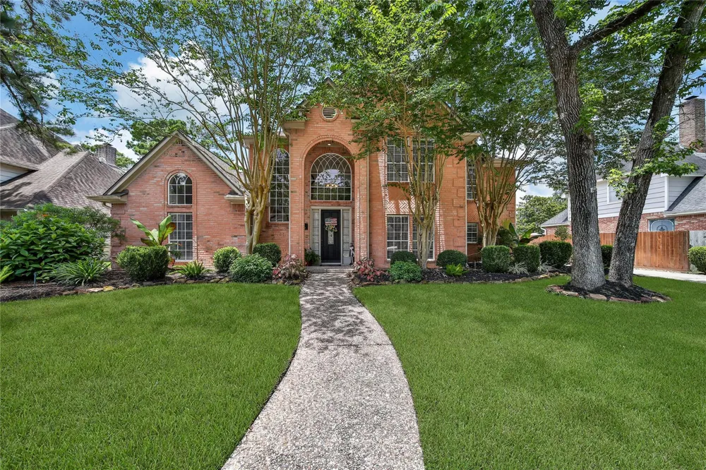 1702 Seven Maples Drive Kingwood, TX 77345