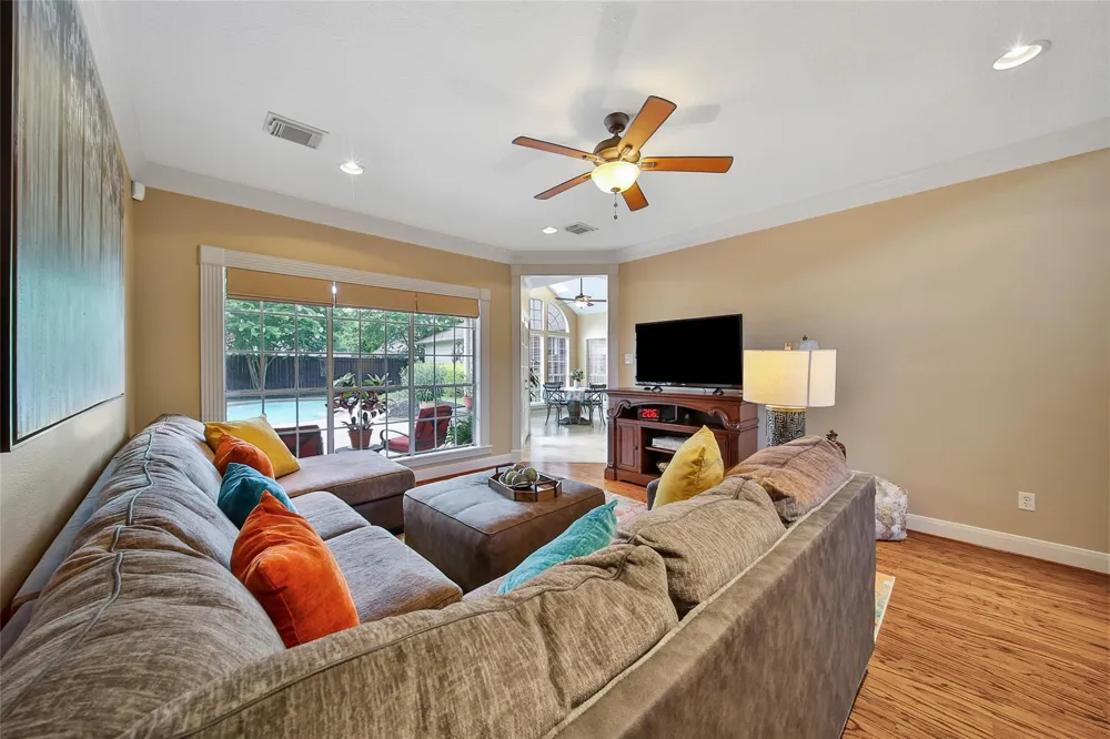 1702 Seven Maples Drive Kingwood, TX 77345
