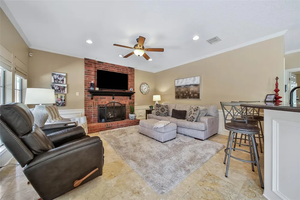 1702 Seven Maples Drive Kingwood, TX 77345