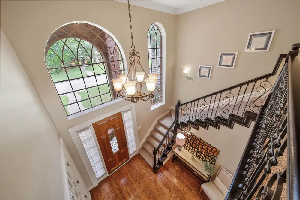 1702 Seven Maples Drive Kingwood, TX 77345