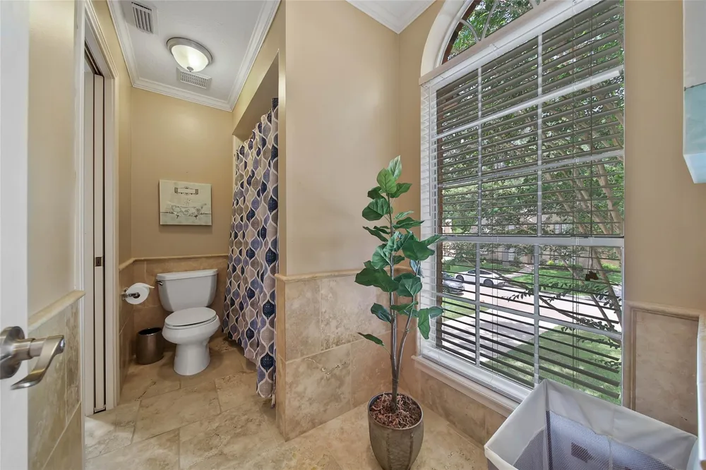 1702 Seven Maples Drive Kingwood, TX 77345