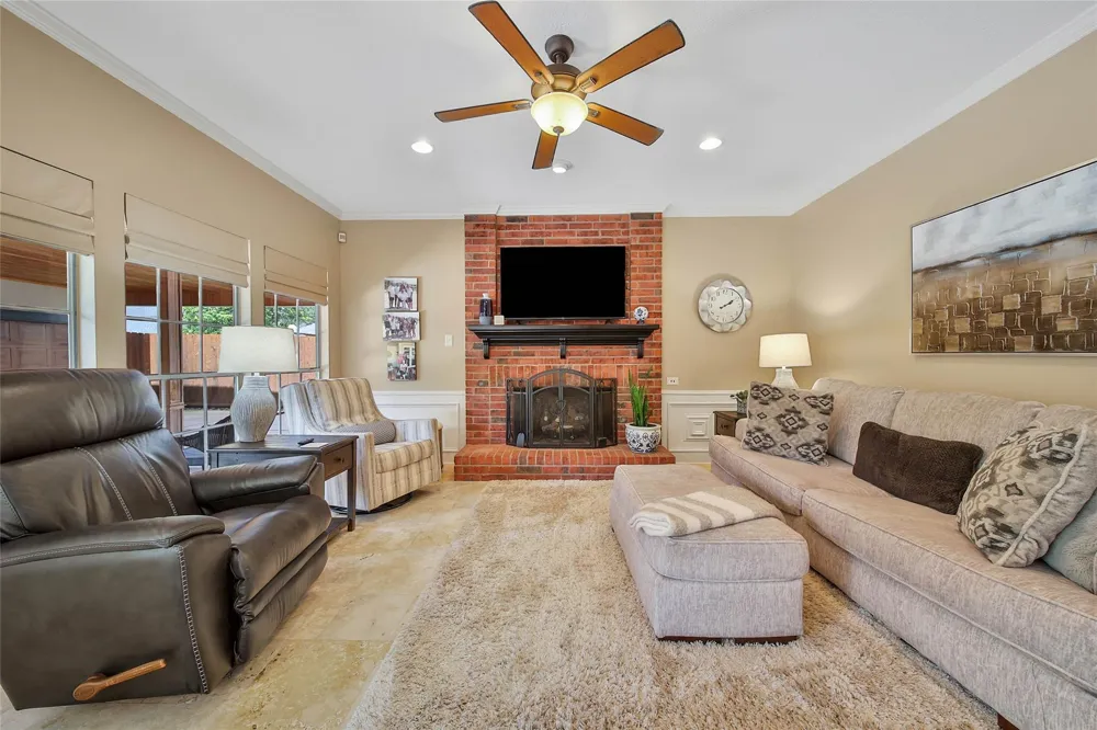 1702 Seven Maples Drive Kingwood, TX 77345