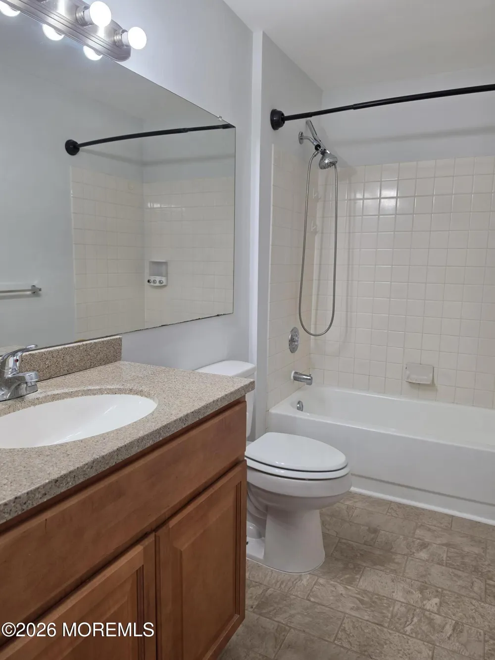 26 Colonial Court Galloway, NJ 08205