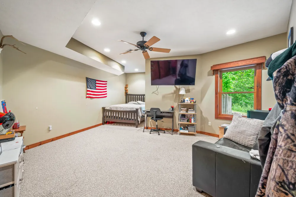 10810 Ingersoll Drive Howard City, MI 49329