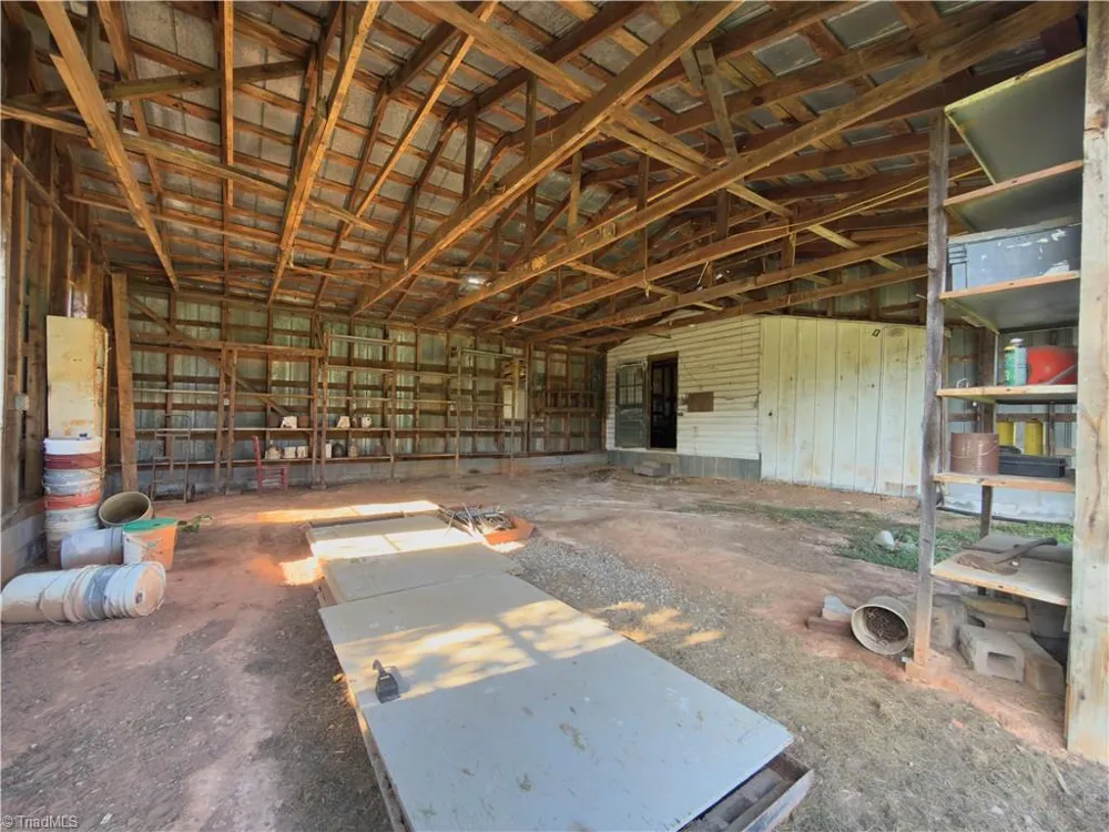1075 Atkins Lane Pinnacle, NC 27043