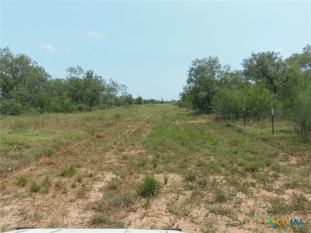 90 Romberg Road Dale, TX 78616