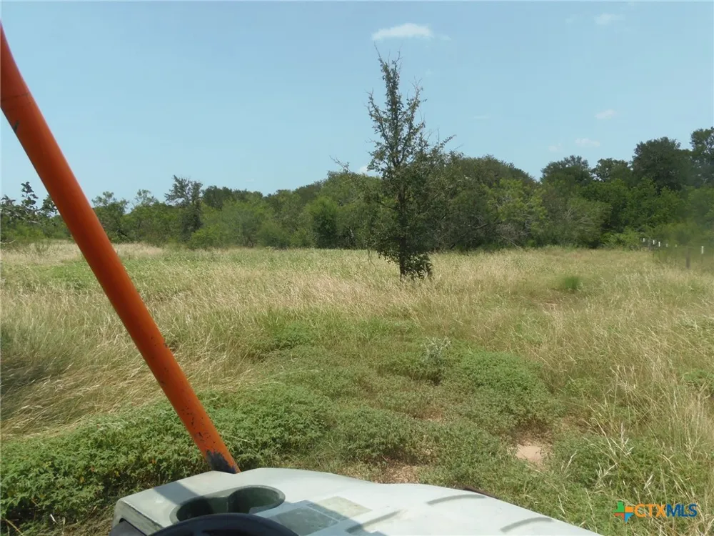90 Romberg Road Dale, TX 78616