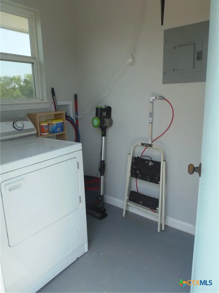 90 Romberg Road Dale, TX 78616