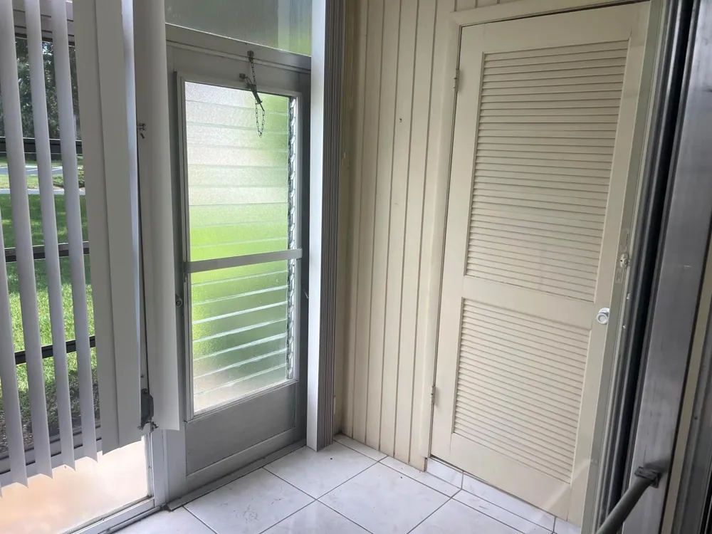 98 Spring Lake Drive #103 Vero Beach, FL 32962