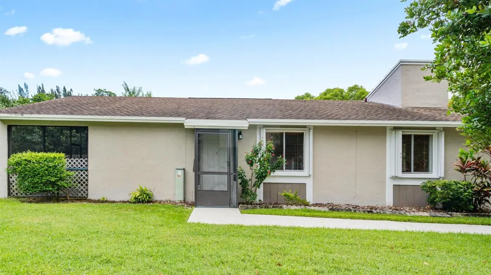 570 Woodgate Circle #A Sunrise, FL 33326