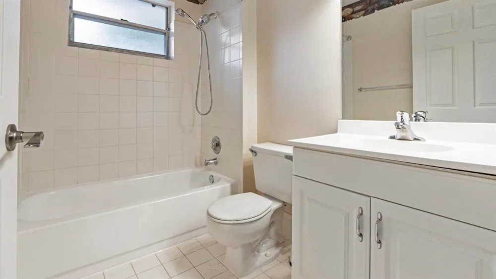 570 Woodgate Circle #A Sunrise, FL 33326