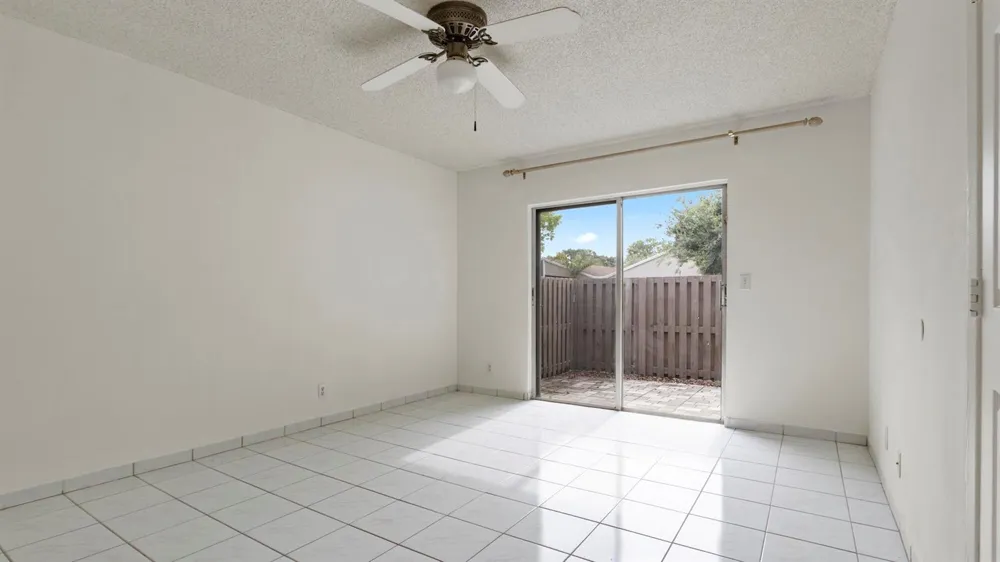 570 Woodgate Circle #A Sunrise, FL 33326