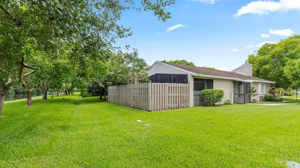 570 Woodgate Circle #A Sunrise, FL 33326